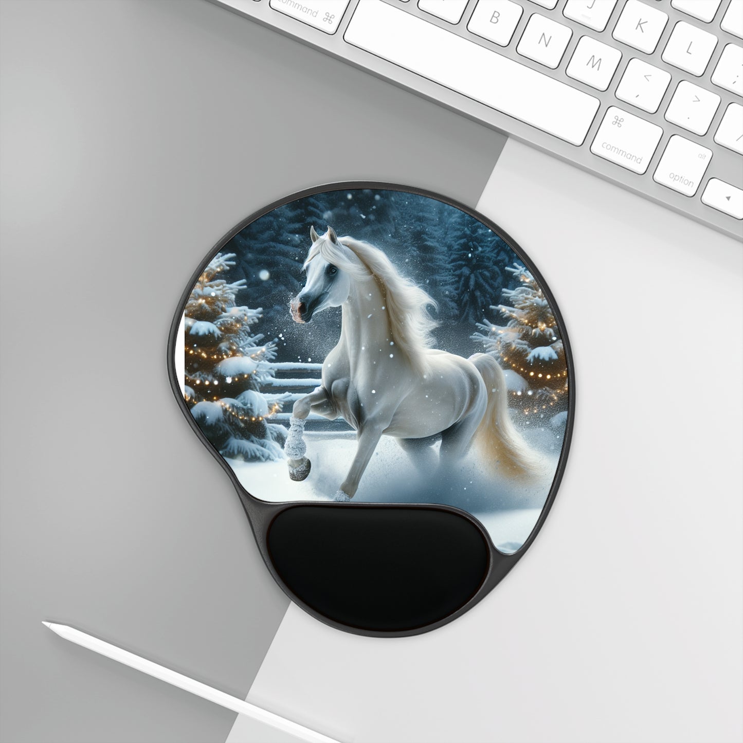 Arabian Horse Christmas - Mouse Pad With Wrist Rest
